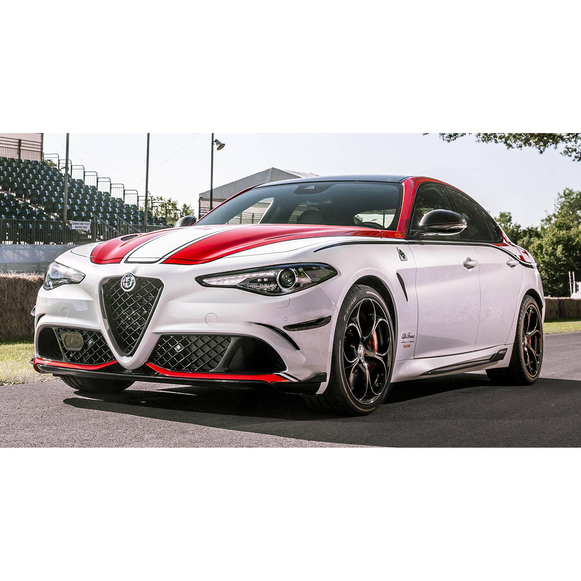 ALFA ROMEO GIULIA QUADRIFOGLIO Racing Edition 2.9i V6 Bi-Turbo (520 Hp) 2020